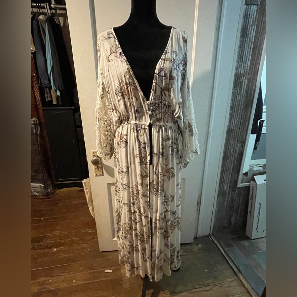 Floral kimono